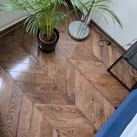 High White 2 New 아파트 *