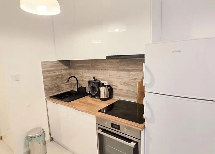 High White 2 New Apartament Belgrad